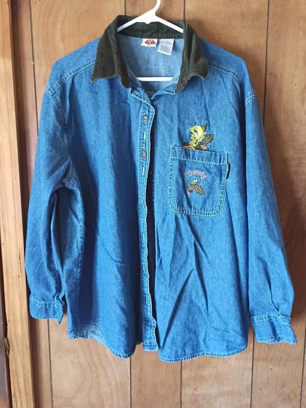Vintage Looney Tunes Tweety Bird Jean Shirt Size L Embroidered Denim Cotton